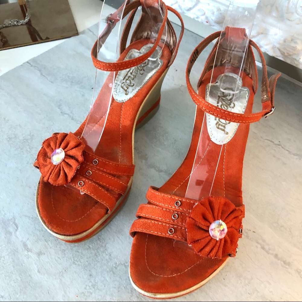 3/$20 Wendy orange strappy sandals